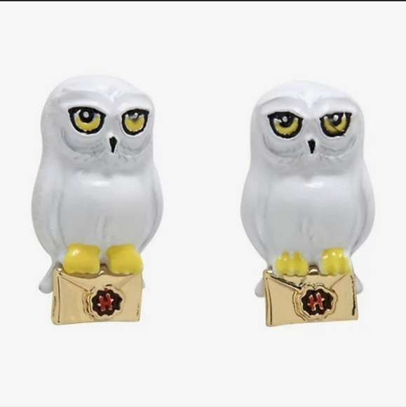 Official Wizarding World Hedwig Earrings‎ - Picture 1 of 3
